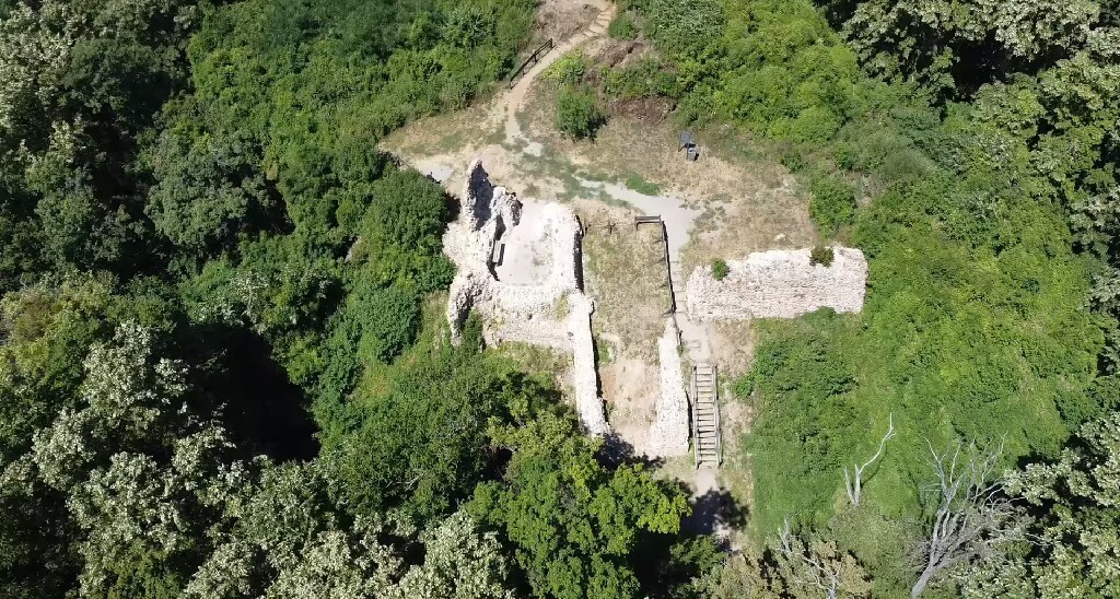 Prilaz Vrdničkoj kuli