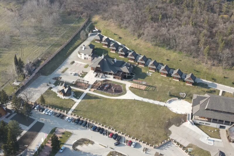 prikaz vrdnik banje snimljen iz drona